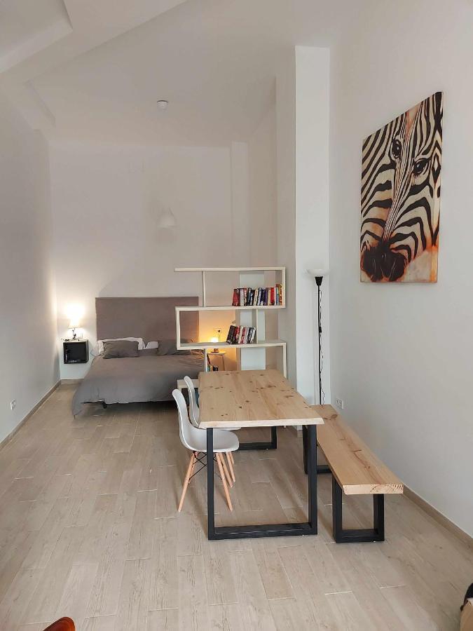 Claveles Suite By Lets Malaga Exterior photo